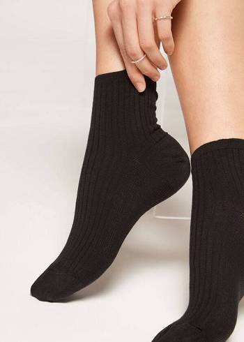 Női Calzedonia Bordázott Rövid Zokni Fekete | HU2480WY
